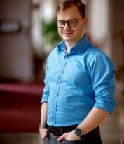 Falusi Balázs Áron